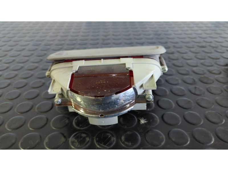 Recambio de luz central de freno para nissan primera berlina (p11) 1.6 16v cat referencia OEM IAM 286510  