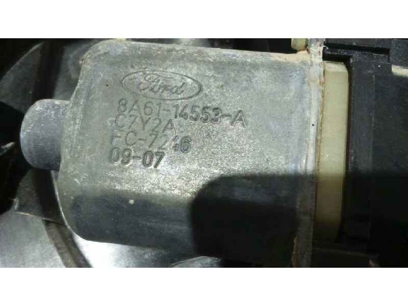 Recambio de motor elevalunas delantero derecho para ford fiesta (cb1) 1.25 16v cat referencia OEM IAM 8A6114553A  