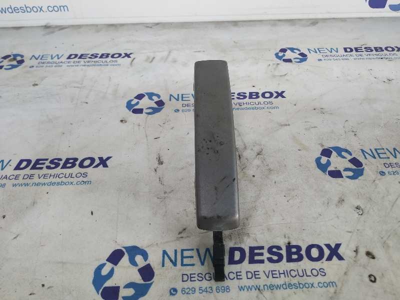Recambio de maneta trasera derecha para land rover range rover sport v6 td hse referencia OEM IAM LR020928  
