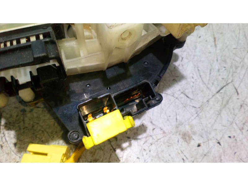 Recambio de mando multifuncion para toyota corolla (e11) 2.0 turbodiesel cat referencia OEM IAM 84310  