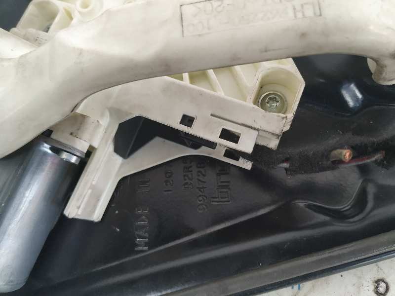Recambio de elevalunas trasero izquierdo para land rover range rover sport v6 td hse referencia OEM IAM CVR000060  