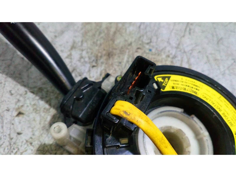 Recambio de mando multifuncion para toyota corolla (e11) 2.0 turbodiesel cat referencia OEM IAM 84310  