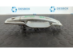 Recambio de maneta delantera derecha para ssangyong rodius xdi deluxe 4wd referencia OEM IAM    2