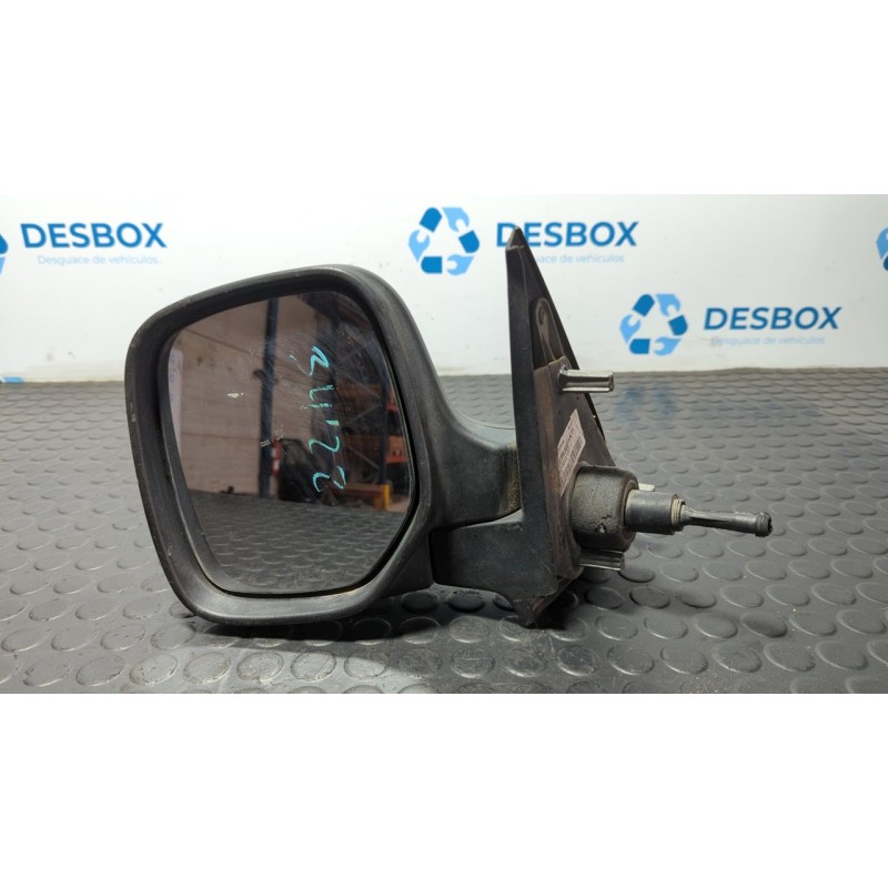 Recambio de retrovisor izquierdo para citroen berlingo 1.9 d sx familiar referencia OEM IAM 96193821XT  