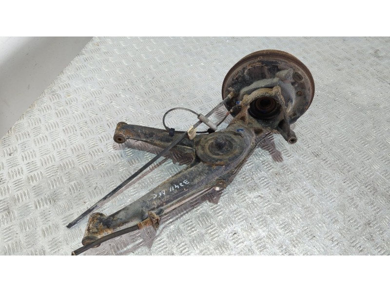 Recambio de maneta trasera derecha para bmw serie 3 compacto (e36) 1.6 cat referencia OEM IAM   