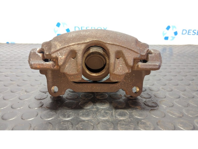 Recambio de pinza de freno delantera izquierda para volkswagen caddy ka/kb (2k) furgón economy referencia OEM IAM VL581  