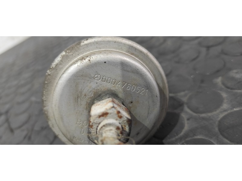 Recambio de bomba combustible para mercedes-benz clase c (w201) berlina e 190 (201.024) referencia OEM IAM 0004760521  