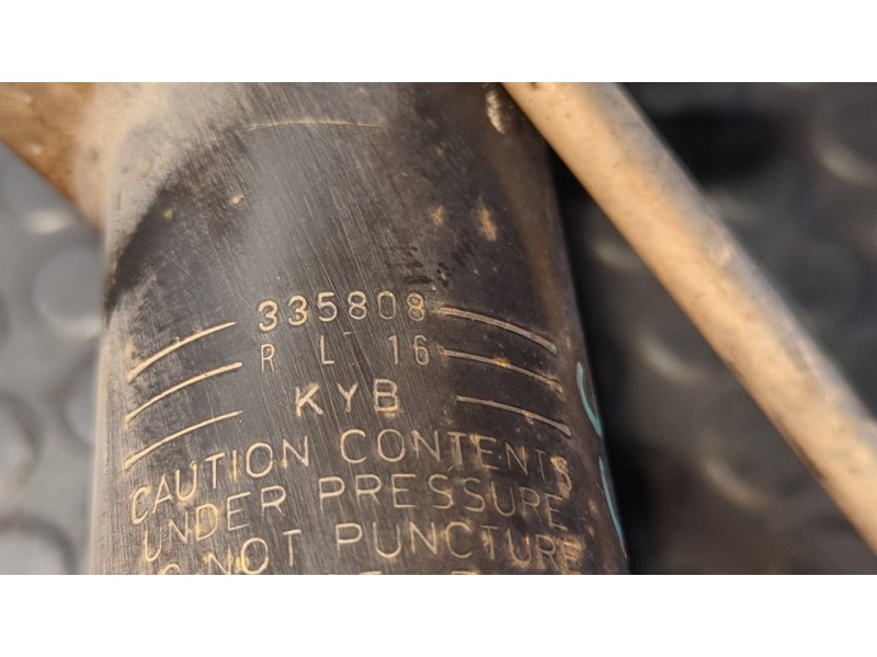 Recambio de amortiguador delantero derecho para volkswagen caddy ka/kb (2k) furgón economy referencia OEM IAM 335808  