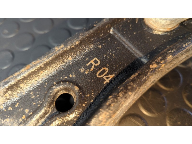 Recambio de brazo derecho inferior delantero para volkswagen caddy ka/kb (2k) furgón economy referencia OEM IAM R04  