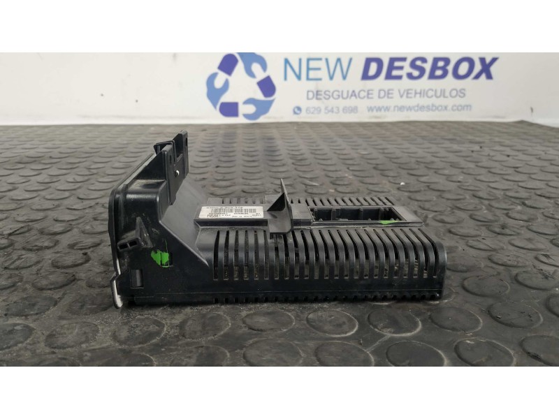 Recambio de mando luces para bmw serie 3 berlina (e46) 2.0 16v diesel cat referencia OEM IAM 6923478  