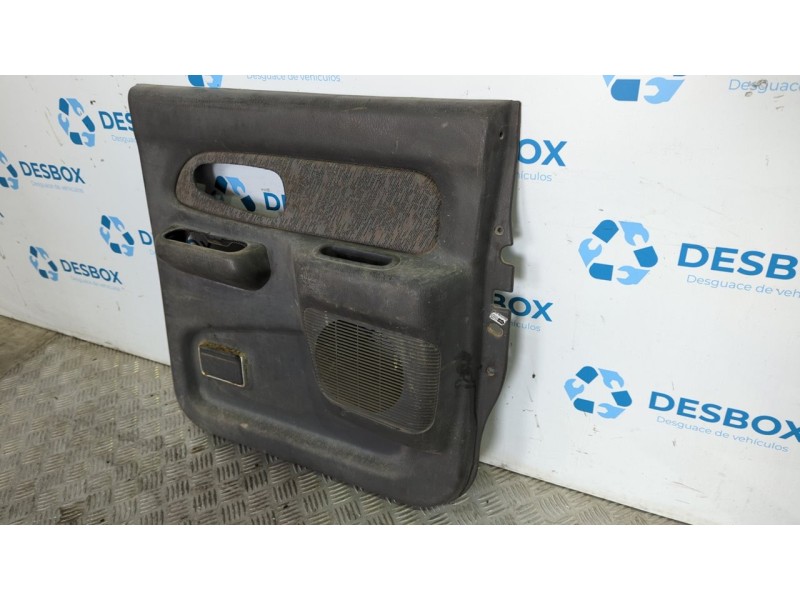 Recambio de guarnecido puerta trasera derecha para mitsubishi l 200 (k6/7) 2.5 turbodiesel referencia OEM IAM MR1177958042  