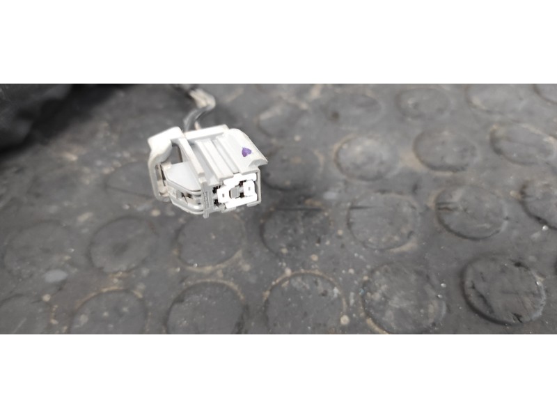 Recambio de piloto trasero derecho para ford focus lim. (cb4) 1.6 tdci cat referencia OEM IAM 8M5113404A  