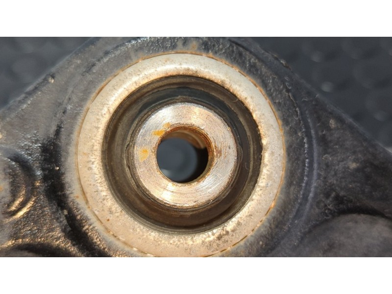 Recambio de brazo derecho inferior delantero para citroen c5 berlina business referencia OEM IAM 462DAVR3N  