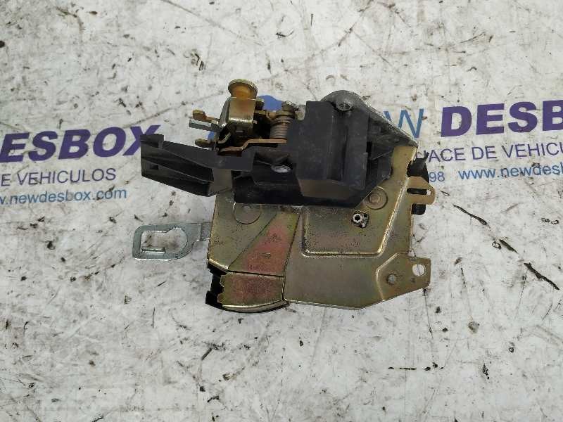 Recambio de cerradura puerta trasera derecha para bmw serie 3 compacto (e36) 1.6 cat referencia OEM IAM   