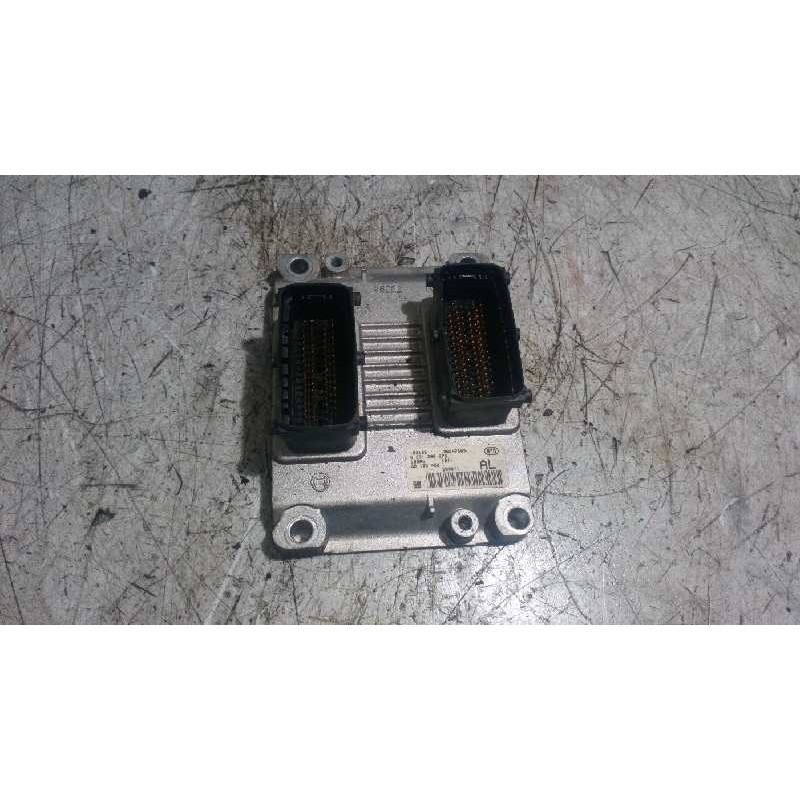 Recambio de centralita motor uce para opel agila básico referencia OEM IAM 09185450  