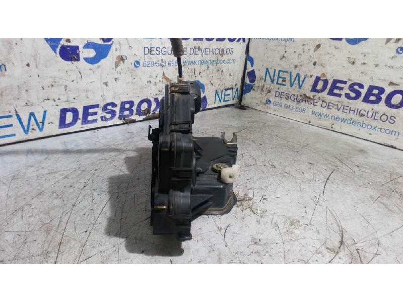 Recambio de cerradura puerta delantera derecha para bmw serie 3 berlina (e46) 320d edition advance referencia OEM IAM 244BTR  