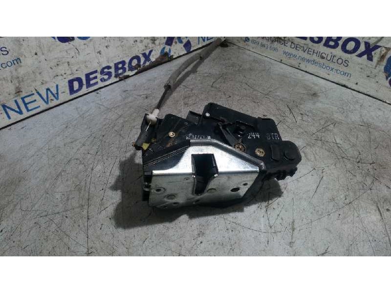 Recambio de cerradura puerta delantera derecha para bmw serie 3 berlina (e46) 320d edition advance referencia OEM IAM 244BTR  
