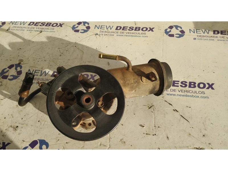 Recambio de bomba direccion para toyota yaris (ncp1/nlp1/scp1) 1.3 16v cat referencia OEM IAM TOYODA52020  