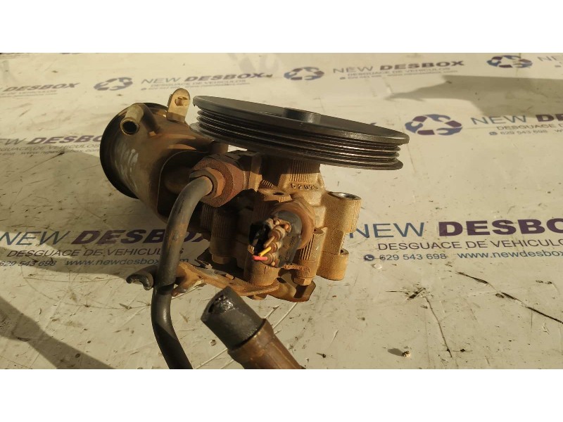 Recambio de bomba direccion para toyota yaris (ncp1/nlp1/scp1) 1.3 16v cat referencia OEM IAM TOYODA52020  