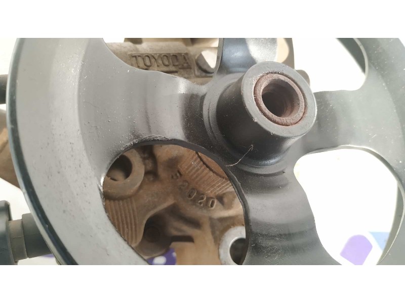 Recambio de bomba direccion para toyota yaris (ncp1/nlp1/scp1) 1.3 16v cat referencia OEM IAM TOYODA52020  