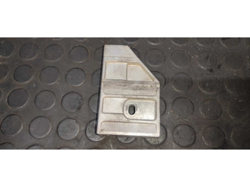 Recambio de luna delantera izquierda para mercedes-benz clase s (w126) berlina+coupe sec 500 referencia OEM IAM 1267250897  