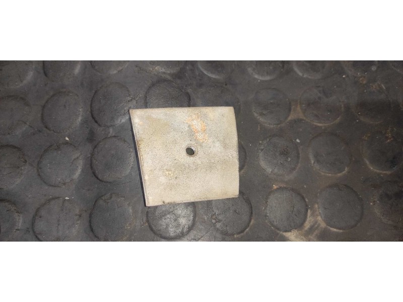 Recambio de luna delantera izquierda para mercedes-benz clase s (w126) berlina+coupe sec 500 referencia OEM IAM 1267250897  