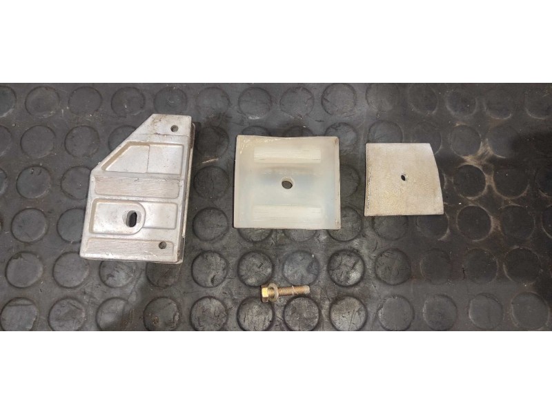 Recambio de luna delantera izquierda para mercedes-benz clase s (w126) berlina+coupe sec 500 referencia OEM IAM 1267250897  