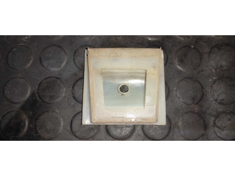 Recambio de luna delantera izquierda para mercedes-benz clase s (w126) berlina+coupe sec 500 referencia OEM IAM 1267250897  