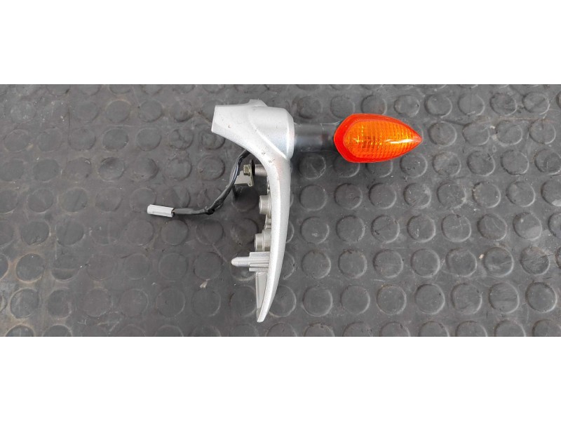 Recambio de piloto delantero izquierdo para yamaha fz 1 / fz 6 fazer fz 6 fazer s2 (rj14) referencia OEM IAM 1B3001  