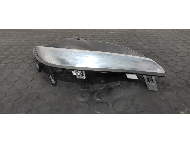 Recambio de rejilla paragolpes izquierda para opel corsa d catch me now referencia OEM IAM 13286025  
