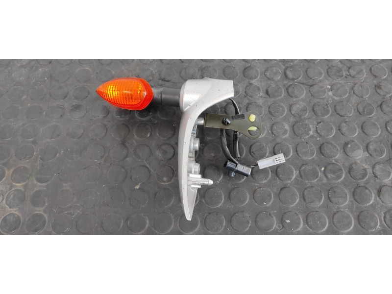 Recambio de piloto delantero derecho para yamaha fz 1 / fz 6 fazer fz 6 fazer s2 (rj14) referencia OEM IAM 1B3002  