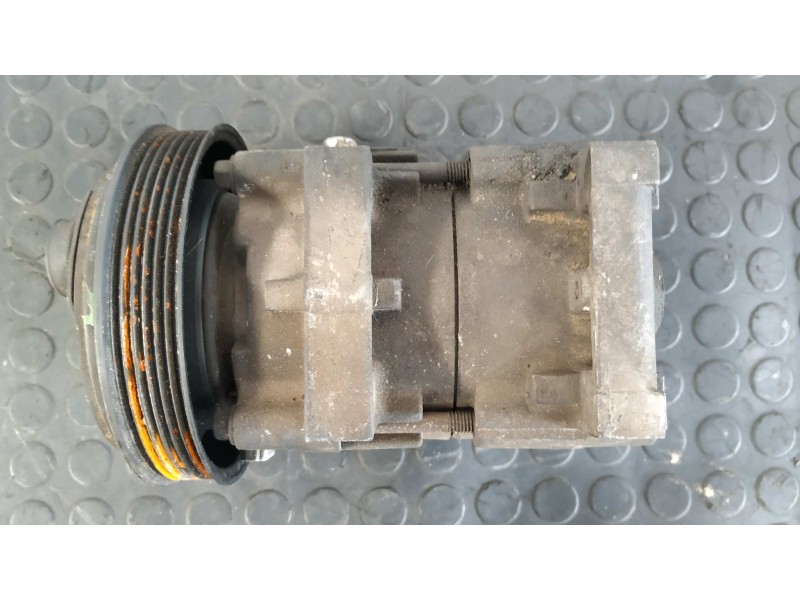 Recambio de compresor aire acondicionado para ford fiesta berlina (dx) 1.3 cat referencia OEM IAM 96FW19D629AE  