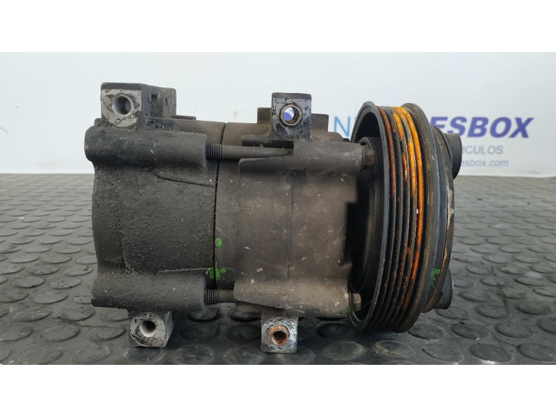 Recambio de compresor aire acondicionado para ford fiesta berlina (dx) 1.3 cat referencia OEM IAM 96FW19D629AE  