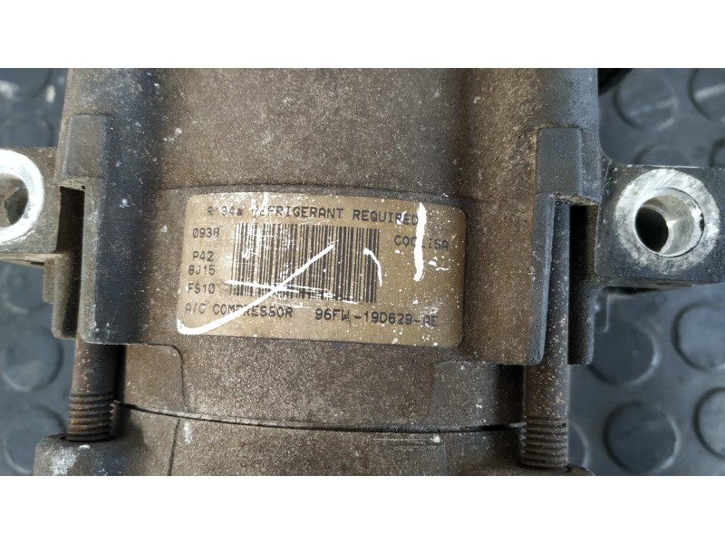 Recambio de compresor aire acondicionado para ford fiesta berlina (dx) 1.3 cat referencia OEM IAM 96FW19D629AE  