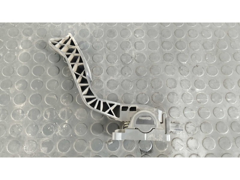 Recambio de potenciometro pedal para citroen xsara berlina 2.0 hdi/80kw/aut.exclusive referencia OEM IAM 9643473180  