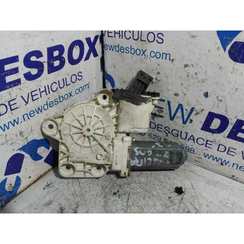 Recambio de motor elevalunas trasero izquierdo para opel vectra c berlina referencia OEM IAM 24414776  