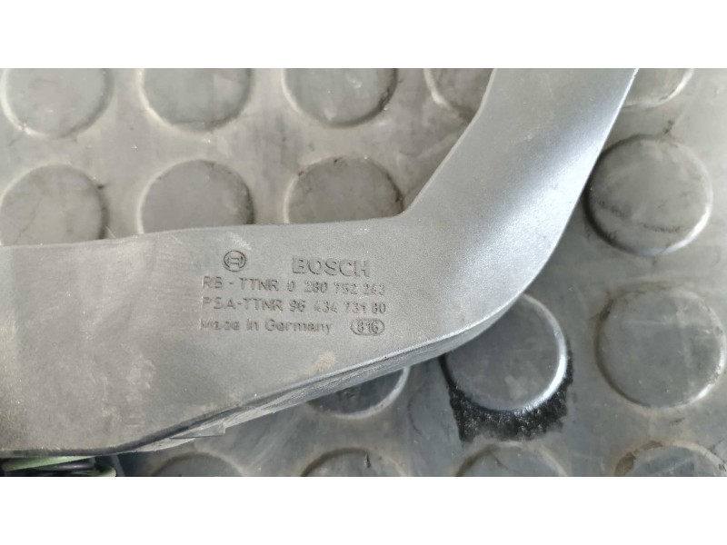 Recambio de potenciometro pedal para citroen xsara berlina 2.0 hdi/80kw/aut.exclusive referencia OEM IAM 9643473180  