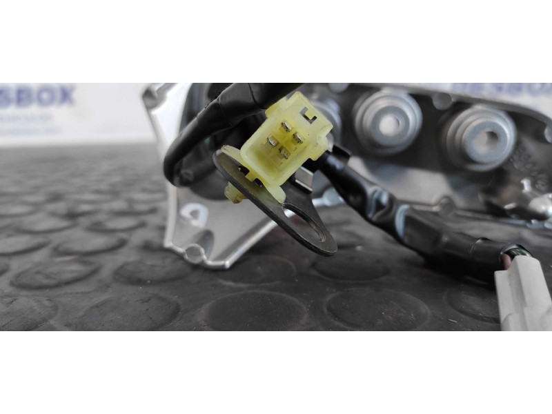 Recambio de piloto delantero derecho para yamaha fz 1 / fz 6 fazer fz 6 fazer s2 (rj14) referencia OEM IAM 1B3002  