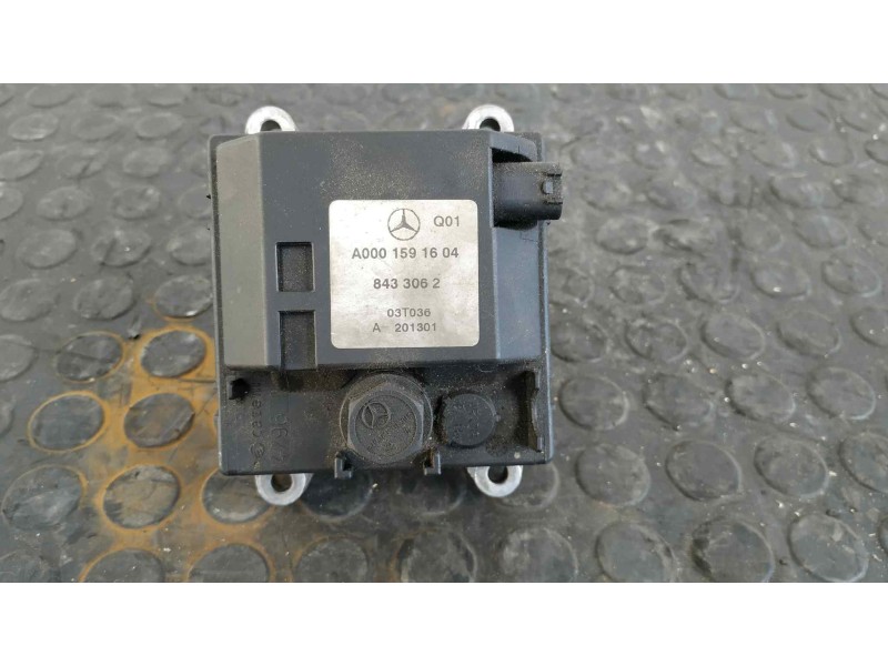 Recambio de caja precalentamiento para mercedes-benz clase s (w220) berlina 3.2 cdi cat referencia OEM IAM A0001591604  