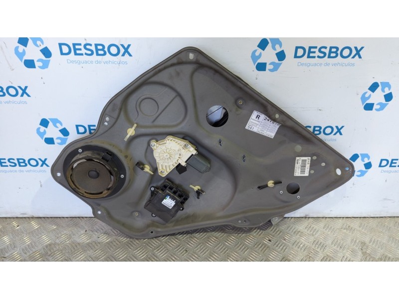 Recambio de elevalunas trasero derecho para mercedes-benz clase a (w169) a 170 a-edition referencia OEM IAM A1697301479  