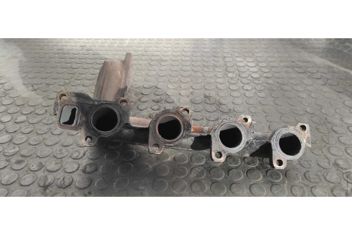 Recambio de colector escape para mercedes-benz vito caja cerrada 6.03  109 cdi compacto (639.601) referencia OEM IAM A6111420601