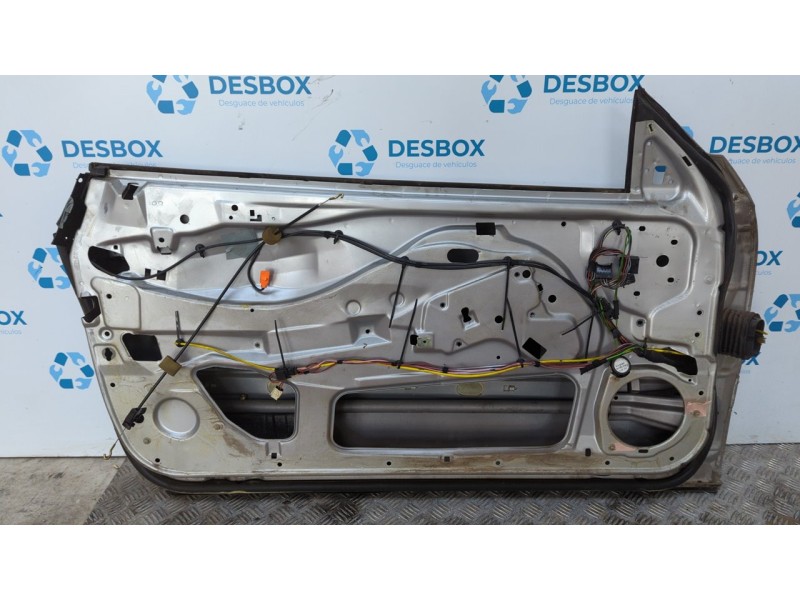 Recambio de puerta delantera izquierda para mercedes-benz clase clk (w208) coupe 2.0 16v cat referencia OEM IAM   
