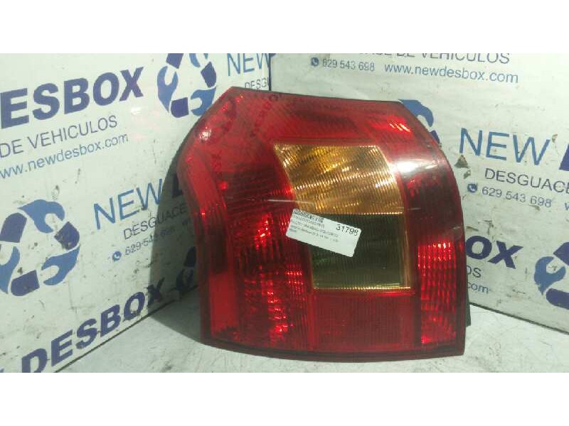 Recambio de piloto trasero izquierdo para toyota corolla (e12) 1.6 16v referencia OEM IAM 0251  