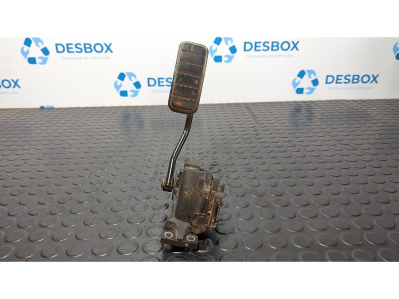 Recambio de potenciometro pedal para nissan interstar mod. 04 (x70) 2.5 dci diesel cat referencia OEM IAM HELLA  