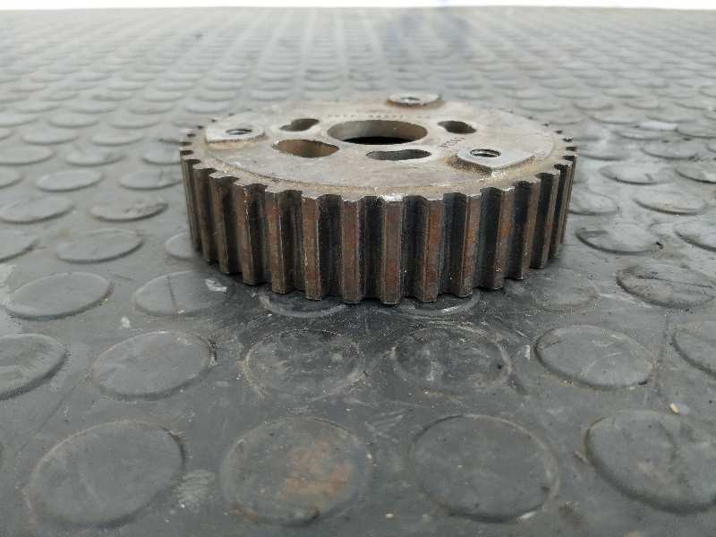 Recambio de polea bomba inyectora para ford fiesta berlina 1.8 diesel cat referencia OEM IAM 96FF9A547AA  