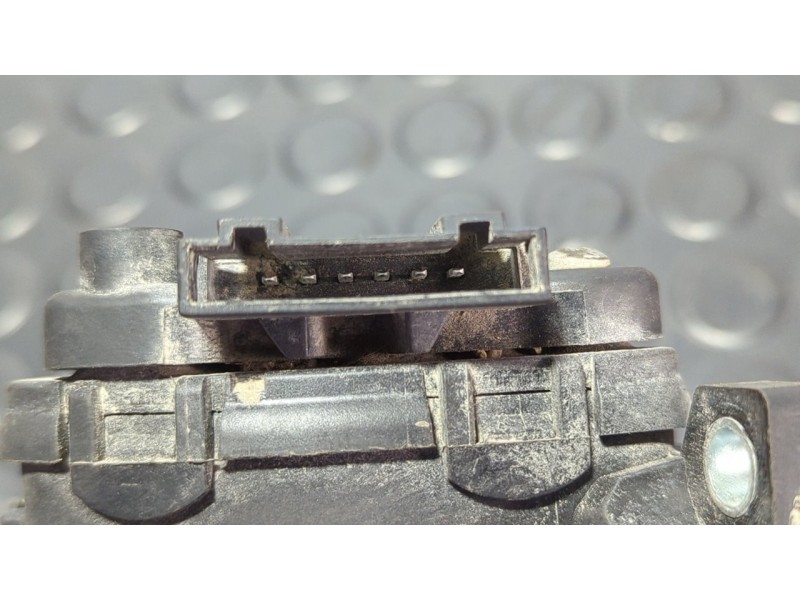 Recambio de potenciometro pedal para nissan interstar mod. 04 (x70) 2.5 dci diesel cat referencia OEM IAM HELLA  