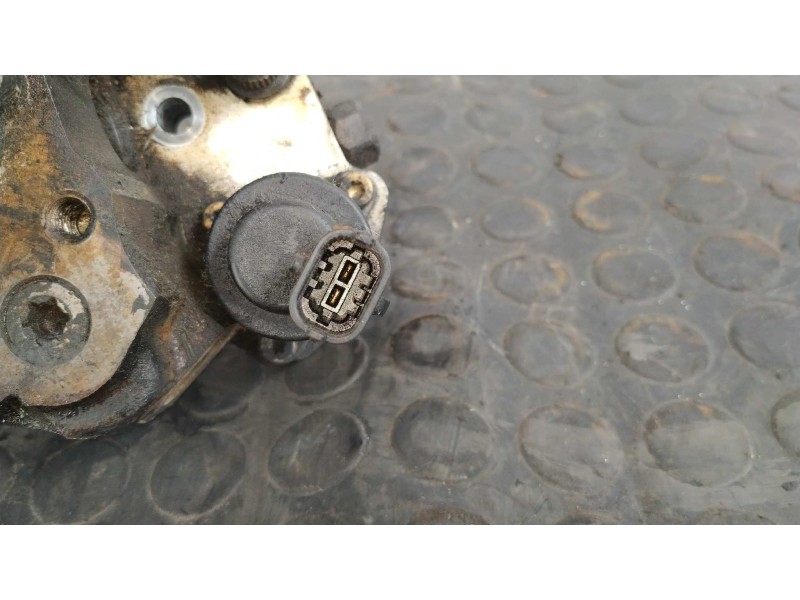 Recambio de bomba inyeccion para renault master caja abierta/chasis ab ´98 2.5 diesel referencia OEM IAM 8200586851  