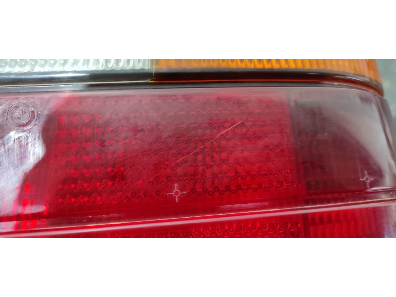 Recambio de piloto trasero derecho para bmw serie 3 berlina (e36) 1.7 turbodiesel cat referencia OEM IAM 8361078  