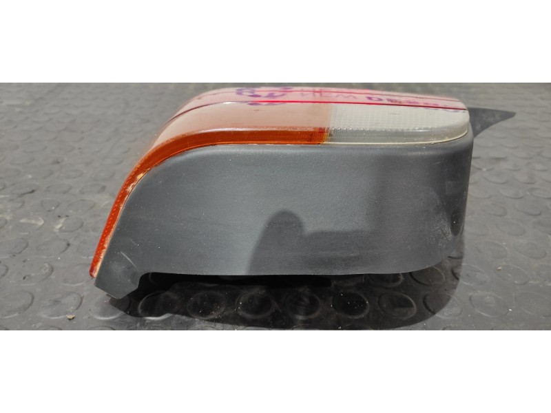 Recambio de piloto trasero derecho para bmw serie 3 berlina (e36) 1.7 turbodiesel cat referencia OEM IAM 8361078  