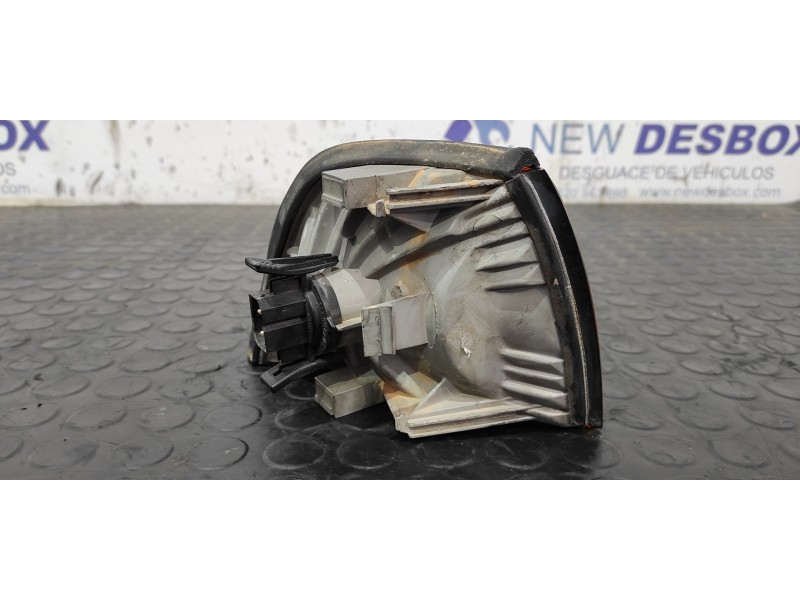 Recambio de piloto delantero izquierdo para bmw serie 3 berlina (e36) 1.7 turbodiesel cat referencia OEM IAM 1387043  